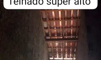 Imagem 1: Terreno com casa quase pronta