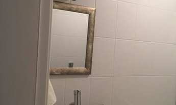 Imagem 3: VENDO charmoso apartamento mobiliado com três dormitórios no Bairro Jardim Botânico- Porto