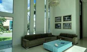 Imagem 7: Casa de condomínio para aluguel tem 450 metros quadrados com 4 quartos