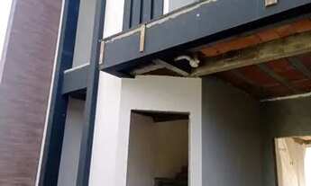 Imagem 3: Sobrado de Alto Padrão com 3 Dormitórios a 250 Metros do Mar em Penha