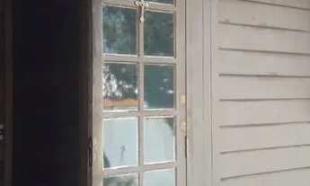 Imagem 4: Casa de condomínio para venda possui 260 metros quadrados com 3 quartos