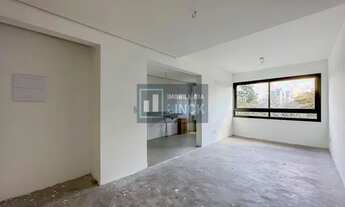 Imagem 3: Apartamento de 2 dormitórios e 1 vaga de garagem no bairro Passo da Areia