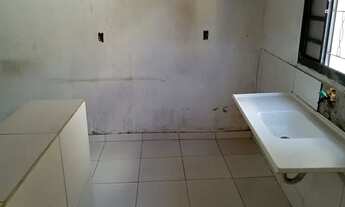 Imagem 6: Barracão Quarto com aluguel por R$500 /mês