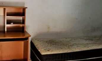 Imagem 5: Quartos e ktnets quase frente ao shopping sem fiador,nao paga cágua nem luz