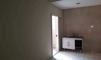 Imagem 3: CENTRO DE SUZANO<br>ALUGO APARTAMENTO<br>2 DORMITÓRIOS SALA COZINHA BANHEIRO R