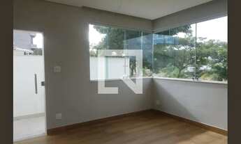 Imagem 3: Casa à Venda - Cabral, 3 Quartos, 250 m2