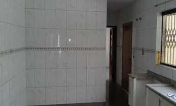 Imagem 5: Excelente Casa com Piscina, quintal com Churrasqueira