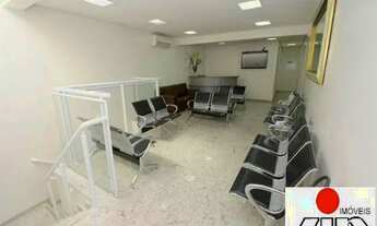 Imagem 6: Prédio comercial com 740 m²