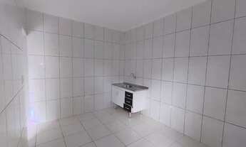 Imagem 7: ALUGO APARTAMENTO R$650,00<br>1° ANDAR 3 CÔMODOS E BANHEIRO LAVANDERIA COBERTA<br