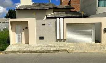 Imagem: Rua Doutor Parmenio 229 Felicia ao lado