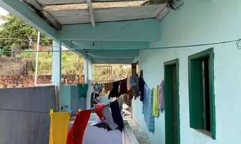 Imagem 2: Avenida com casas