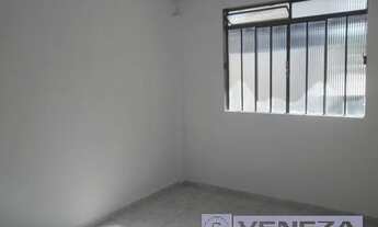 Imagem 3: Casa Residencial com 2 quartos para alugar por R$ 800.00, 70.00 m2 - CALIFORNIA - LONDRINA