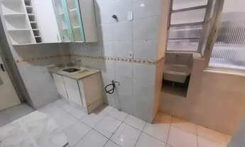 Imagem 2: Sala 2 quartos com dep. proximo ao metro