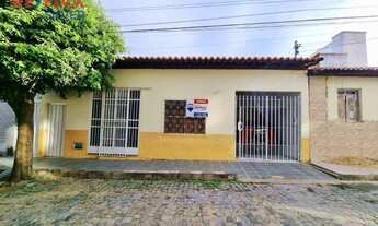 Imagem 2: Casa com 4 dormitórios à venda, 210 m² por R$ 372.000,00 - Centro - Guanambi/BA
