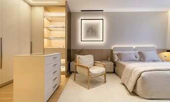 Imagem 7: Apartamento, 4 suítes, 216m2, Varanda Gourmet com churrasqueira a carvão, acima da Praça d