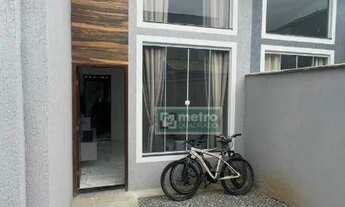 Imagem: Casa com 2 dormitórios, sendo uma suíte