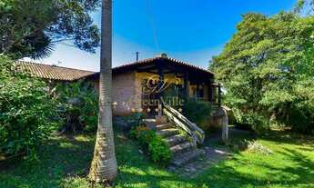 Imagem 2: Lapa, CENTRO, Casa de Época , tijolos maciço, madeira de imbuia, 3 suítes, adega, terreno