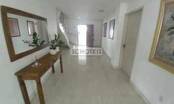 Imagem 2: IMOBILIÁRIA SCHOTKIS VENDE AMPLA COBERTURA DE 02 DORMITÓRIOS SEMIMOBILIADA, DE FRENTE, DES