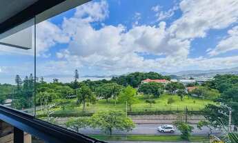 Imagem 2: Apartamento à venda na Agronômica - Florianópolis, com vista mar e excelente localização