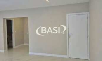 Imagem 4: Apartamento Retrofit de 3 Quartos com 2 Suítes à Venda no Edifício Cristina Batel/Água Ve