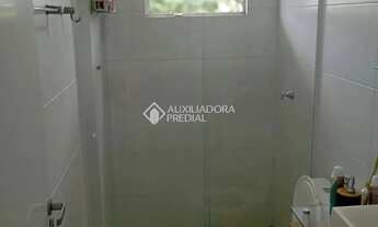 Imagem 6: Excelente Apartamento em Potecas: Sol, Conforto e Localização Estratégica