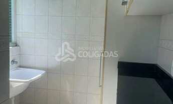 Imagem 7: ALUGUEL ANUAL! Apartamento com 3 dormitórios