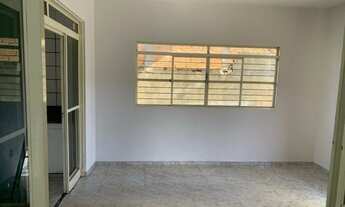 Imagem 7: Casa para venda possui 200 metros quadrados com 3 quartos em Jardim dos Buritis - Caldas N