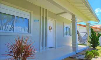 Imagem 2: Belíssima residência bem localizada no centro de Imbé