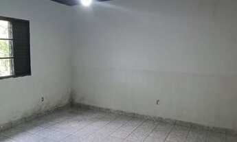 Imagem 6: Casa para venda tem 200 metros quadrados com 3 quartos