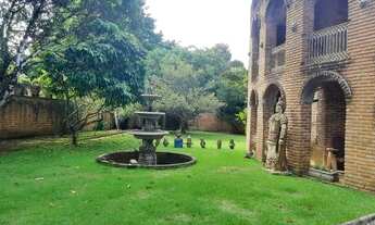 Imagem 2: Casa estilo Castelo para venda tem 500m2 de área construída , Ideal para casa de Festas