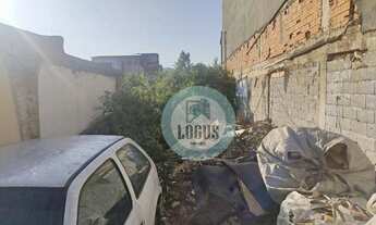 Imagem 3: Terreno com 125m² (5x25) totalmente plaino com toda infraestrutura para construir, à vend