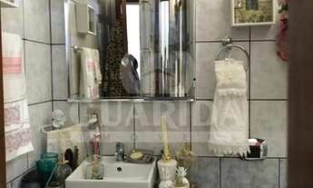 Imagem 3: Casa para comprar no bairro Guarujá - Porto Alegre com 3 quartos