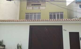 Imagem 2: Sobrado à venda, Conceição, Diadema, SP - 4 DORMITÓRIOS SENDO 1 SUÍTE COM HIDRO; SALA; COZ