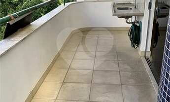 Imagem 4: Localização e espaço são as principais características desse belíssimo 4/4 com 3 suítes