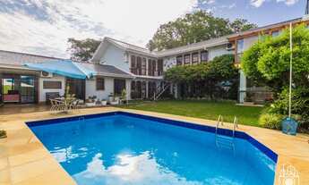 Imagem: Porto Alegre - Casa Padrão - Três Figueiras