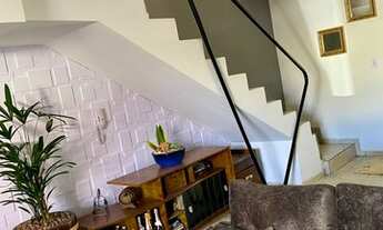 Imagem 2: Casa de condomínio sobrado para venda possui 130 metros quadrados com 3 quartos