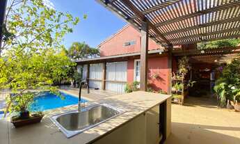 Imagem 2: Casa para venda tem 250 metros quadrados com 4 quartos