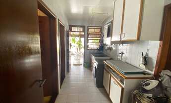 Imagem 7: Sobrado para venda com 369 metros quadrados com 3 quartos em Córrego Grande - Florianópoli