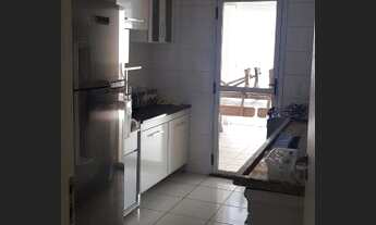 Imagem 6: Sobrado localizado na rua do Mercadão Campolim