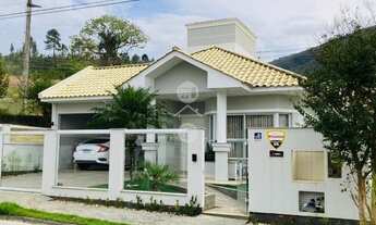 Imagem 2: Casa com 03 Dormitórios Sendo 1 Suíte