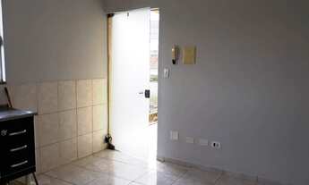 Imagem 2: Kitnet para aluguel com 1 quarto em Jardim Europa - De frente com a Valec