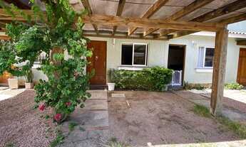 Imagem: Porto Alegre - Casa Padrão - Aberta dos