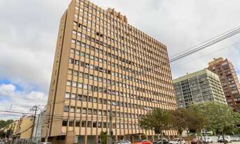 Imagem 3: Apartamento de 78 m², com 2 quartos, em ótima localização do bairro Centro Cívico, Curitib