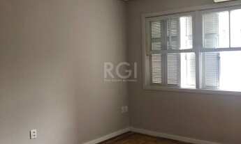 Imagem 3: Porto Alegre - Apartamento Padrão - Auxiliadora