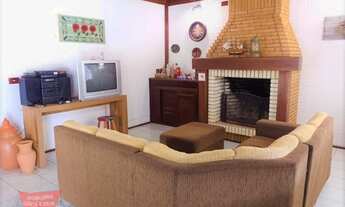 Imagem 4: Excelente residência em alvenaria localizada no centro de Imbé