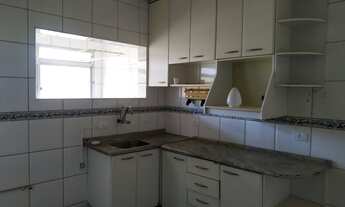 Imagem 5: Apto 2 dorms + dep. empr, c/ armários e ar condicionados. Oportunidade!