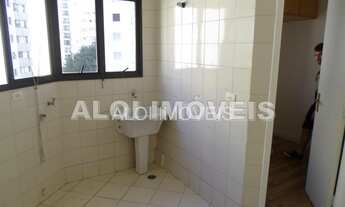 Imagem 6: Apto com três suites, suite do casal com sacadinha três garagem andar alto de frente face