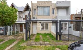 Imagem 1: Porto Alegre - Casa Padrão - Guarujá