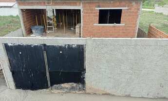 Imagem: Casa com 6 quartos, 2 suítes, à venda