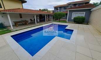 Imagem 2: Ótima casa com amplo quintal, piscina e churrasqueira no centro de Vargem Grande/RJ